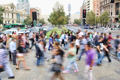 Predicción de trayectorias con interacciones latentes