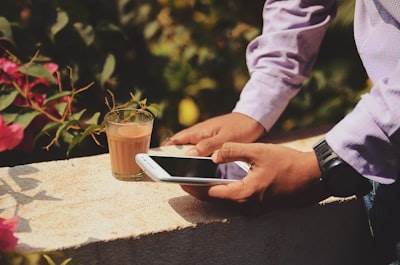 How Custom Mobile App Services Promote Innovation in Sustainable Industries