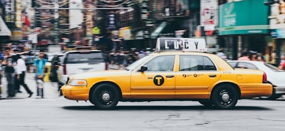 By Rotation y Uber se unen para entregar ropa de esquí