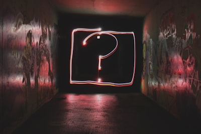 ¿Qué preguntas hacer antes de elegir CRM personalizado vs Salesforce para PYMES?