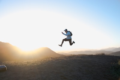 Beneficios de las camisas de sol en el deporte