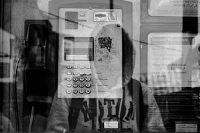 Automatización de confirmación de citas por teléfono: un paso clave en la moderna industria
