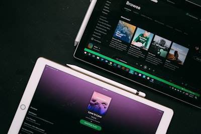 Spotify y compañías discográficas desarrollan AI para la música