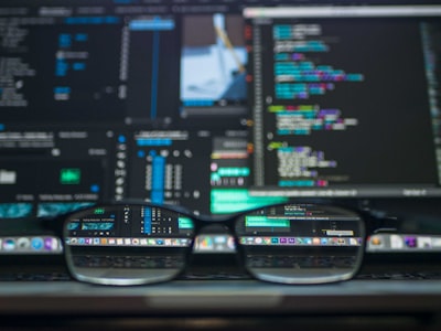 Validación, conciliación y gobernanza de datos en low-code