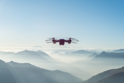 Cómo el aprendizaje adaptativo optimiza trayectorias de UAV en 6G