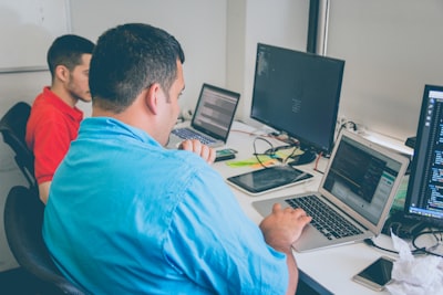 Las 10 mejores empresas de desarrollo de software a medida en Granada