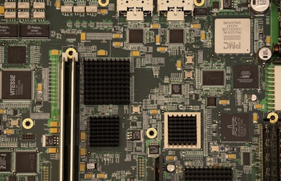 Ahorra comprando bundles de RAM, CPU y placa base en B&H