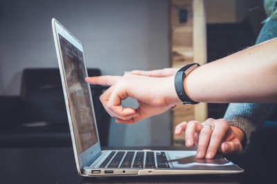 Comparativa de proveedores para portal de socios en Bilbao
