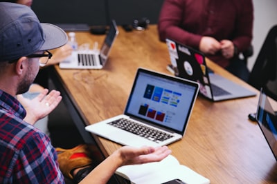 Feedback de usuarios: clave para intranet con salas de proyectos