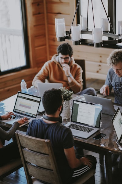 Descubre las empresas líderes en automatización para marketing en Valencia