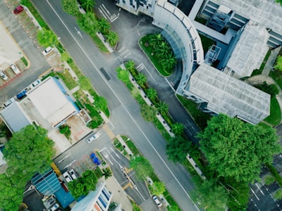 Beneficios comerciales de desarrollar microservicios.