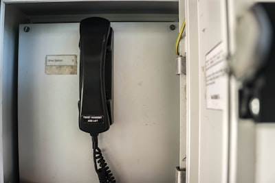 Socio oficial en IA para sistema telefónico en Ames - 15+ años de experiencia