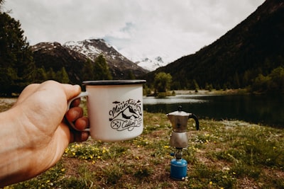Las mejores cafeteras portátiles para aventuras outdoor