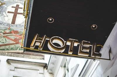 Implementación de consultoría n8n para hostelería: Guía paso a paso
