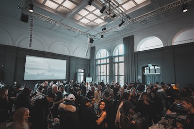 Diferencias clave: portal de miembros con reserva de eventos