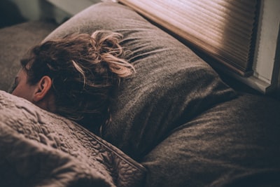 Señales EEG del sueño predicen deterioro cognitivo futuro