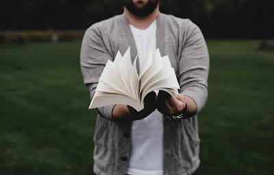 Traducción Local de Libros con IA usando React y Node