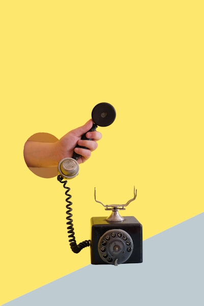 Transferencia de llamadas en agentes de voz con IA mediante telefonía SIP