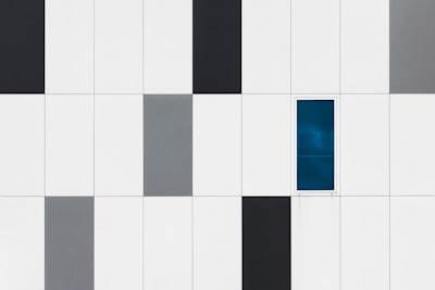 Create a Color Contrast Checker with HTML, CSS and JavaScript