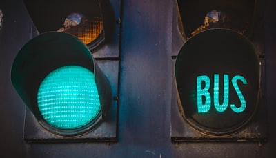 ¿Cómo solucionar los cuellos de botella en la generación de informes de BI?