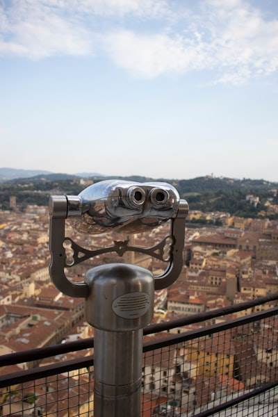 Por qué el comercio electrónico italiano debería considerar el conmutador virtual con inteligencia artificial en 2025