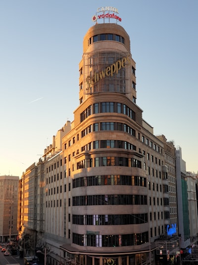 Desarrollo de software personalizado para control de operaciones en Madrid