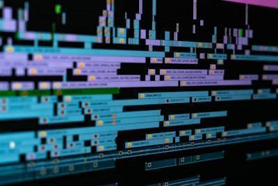 Automatización de metadatos para datos académicos.