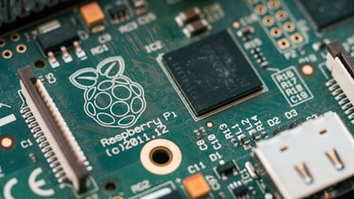 Raspberry Pi lanza una nueva computadora en respuesta a la crisis de precios de la RAM