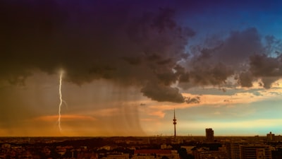 Predicción del Clima con IA y OpenWeatherMap
