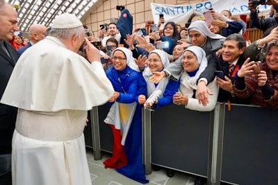 El Papa advierte que la IA amenaza la dignidad humana y los derechos laborales