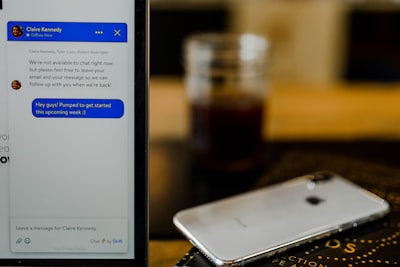Aumenta la satisfacción del cliente con un chatbot personalizado