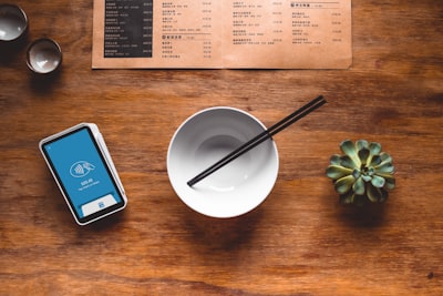 Recomendaciones de restaurantes con IA basadas en transacciones reales