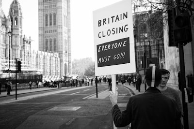 Los británicos reducen su actividad en redes sociales