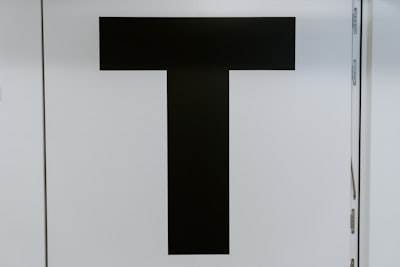 Finalmente, una base de datos de IA relevante.