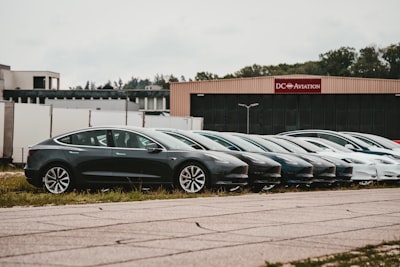 La cadena de suministro de baterías 4680 de Tesla enfrenta colapso tras socio cancelar acuerdo al 99%