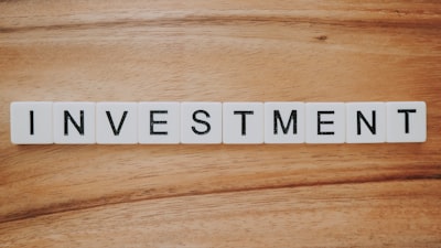 Inversión sin fondo VC: el método de Justin Ernest