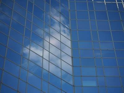 La importancia de una empresa de inteligencia comercial para soluciones en la nube en 2025.