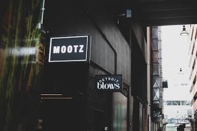 Simplifica la monetización de IA con Monetzly