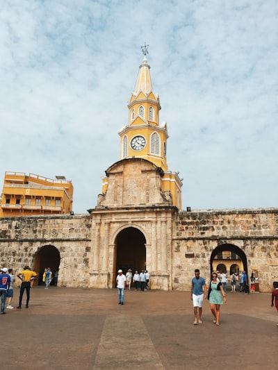Top 100 Empresas con bots de Whatsapp en Cartagena