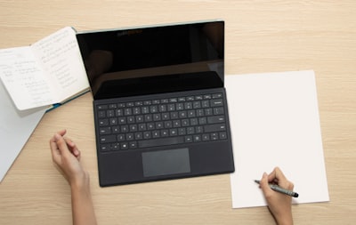 Cómo elegir tu plataforma de escritura ideal como desarrollador
