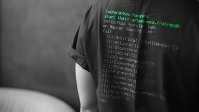 ¿Automatización sin código vs. desarrollo personalizado para la transformación digital sostenible?