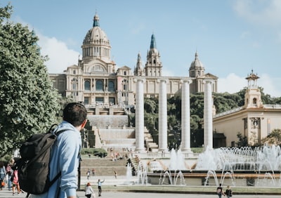 Encuentra el mejor socio para portal estudiantil en Barcelona 2026