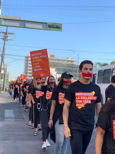 IA: trabajadores más rápidos, pero más inseguros