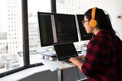 Cómo la IA transforma el desarrollo de software en 2025