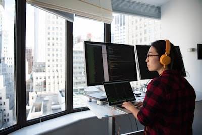 ¿Cómo los servicios de software generan un retorno de inversión sólido?