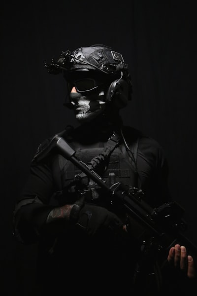 Algoritmos replicables de bandidos: eficiencia y robustez