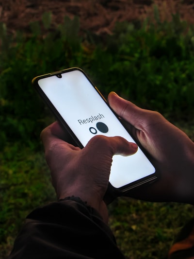 Beneficios ecológicos de las apps móviles para equipos de campo