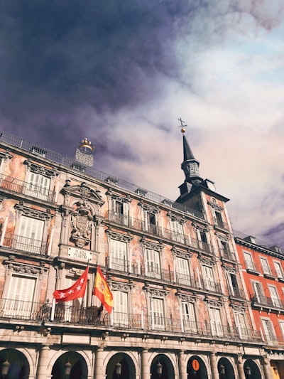 Directorio definitivo de intranet con gestión de vacaciones en Madrid