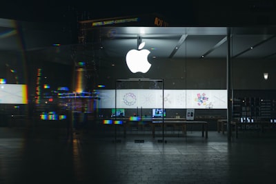 Apple promociona anuncios en Maps en paquete empresarial gratuito de formación