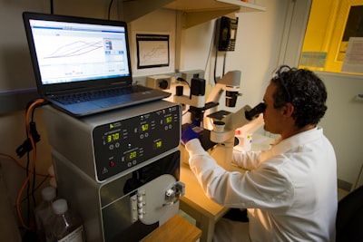 Acelerando la investigación en ciencias biológicas
